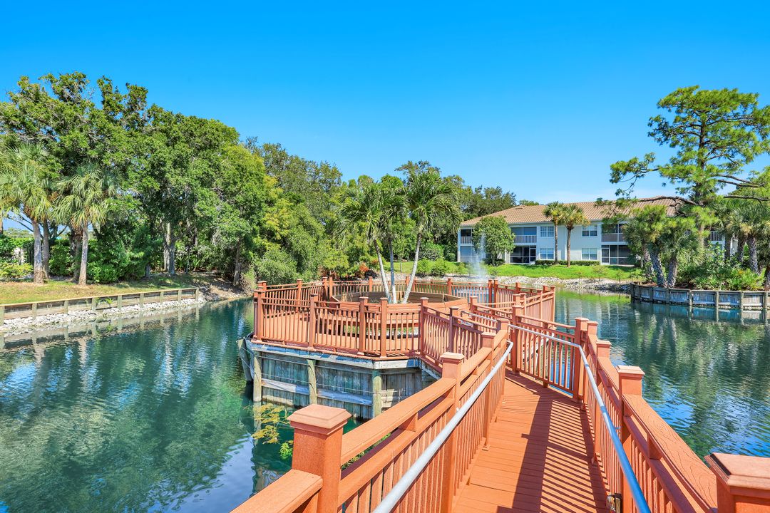 6812 Satinleaf Rd S #101, Naples, FL 34109
