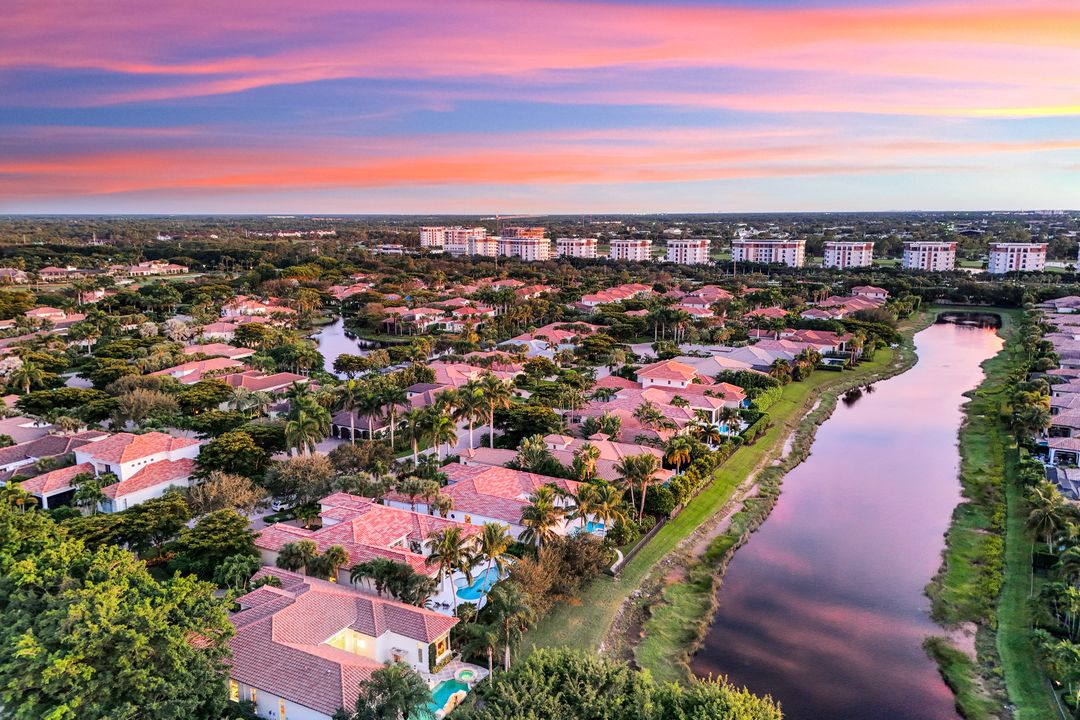 2249 Miramonte Ct, Naples, FL 34105