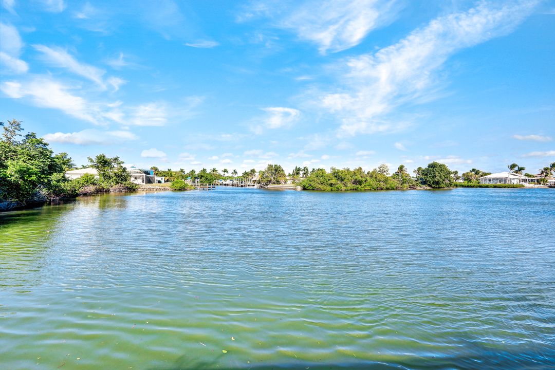 360 Capri Blvd #103, Naples, FL 34113