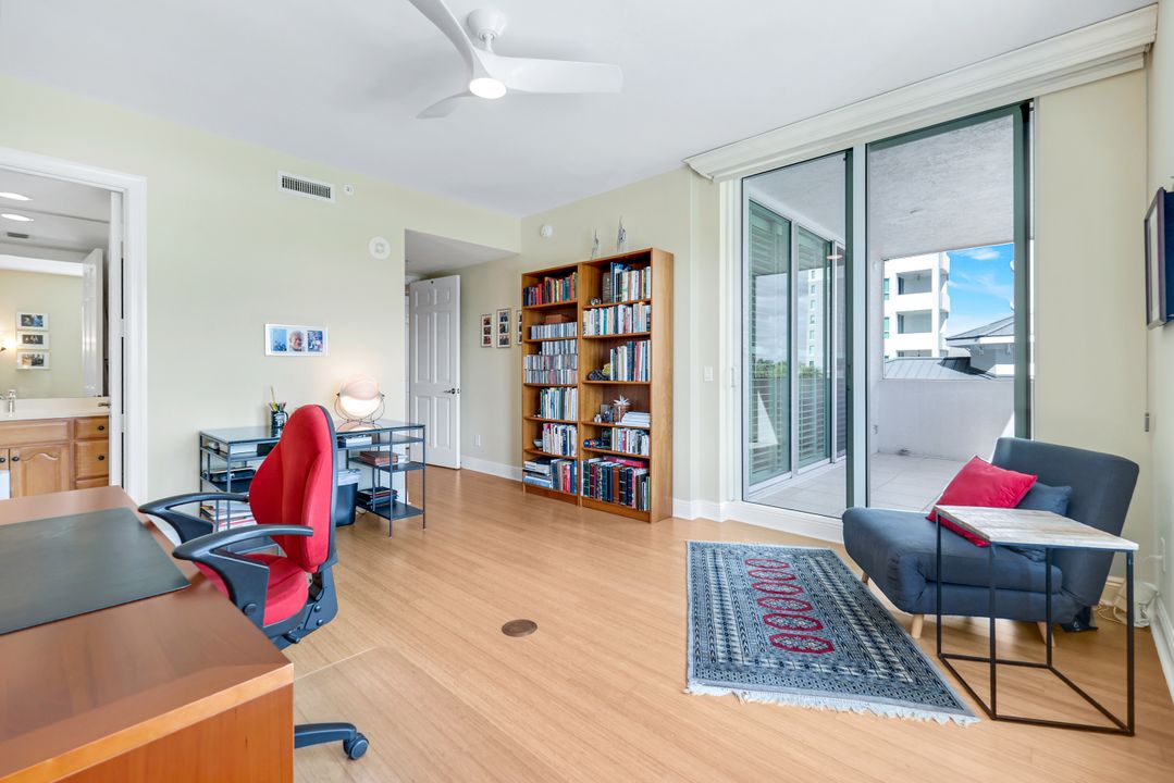 285 Grande Way #401, Naples, FL 34110