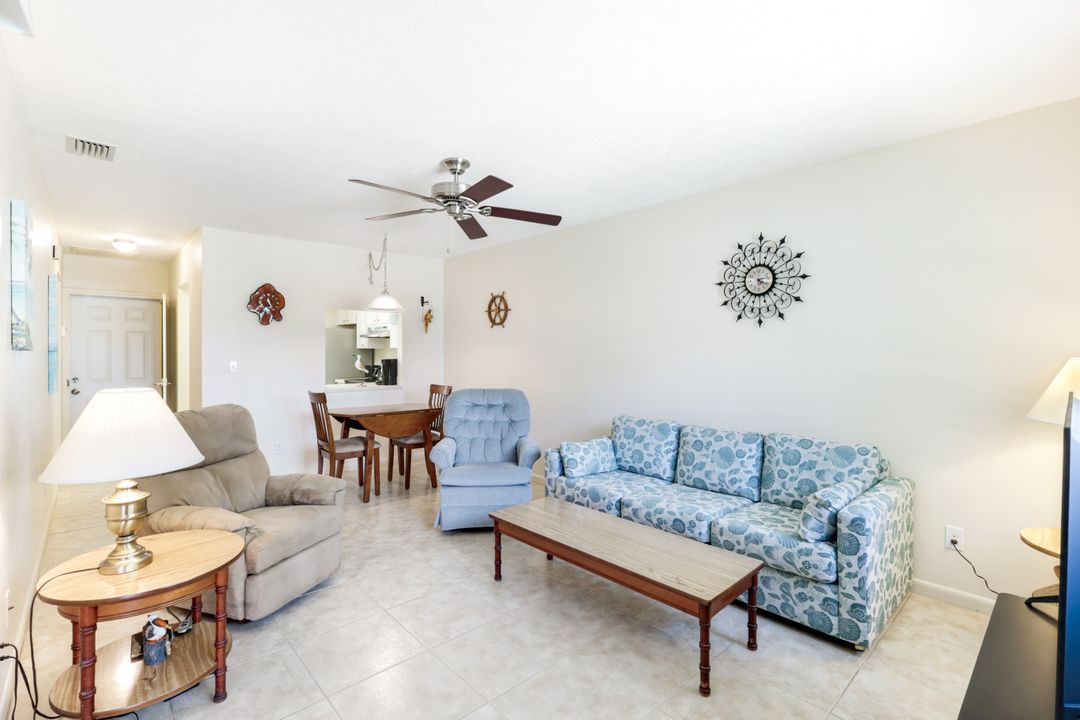 4611 SE 5th Pl #6, Cape Coral, FL 33904