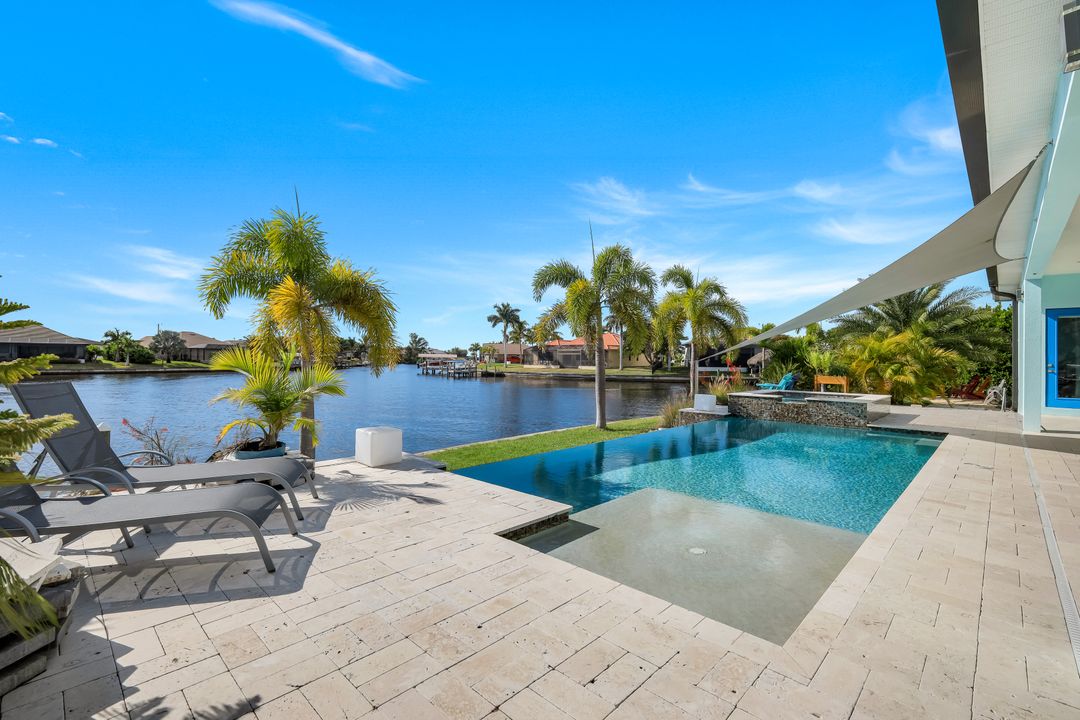 1000 NW 37th Pl, Cape Coral, FL 33993