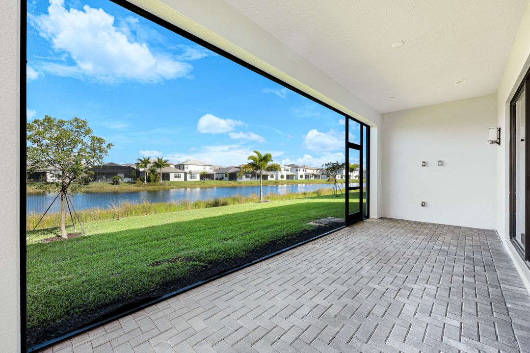 12650 Alderson Ave, Estero, FL 33928