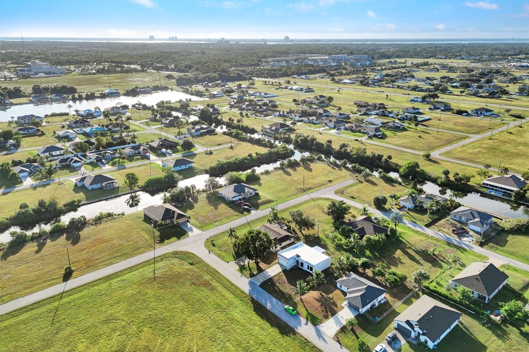 2056 NE 18th Terrace, Cape Coral, FL 33909