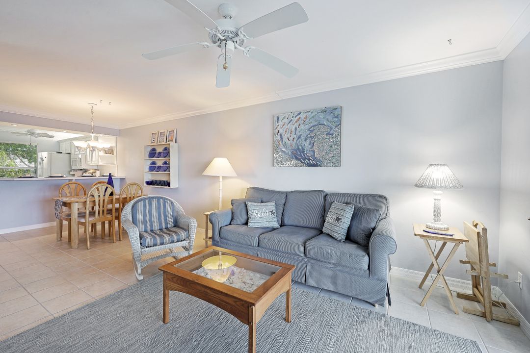 1045 Mainsail Dr #402, Naples, FL 34114