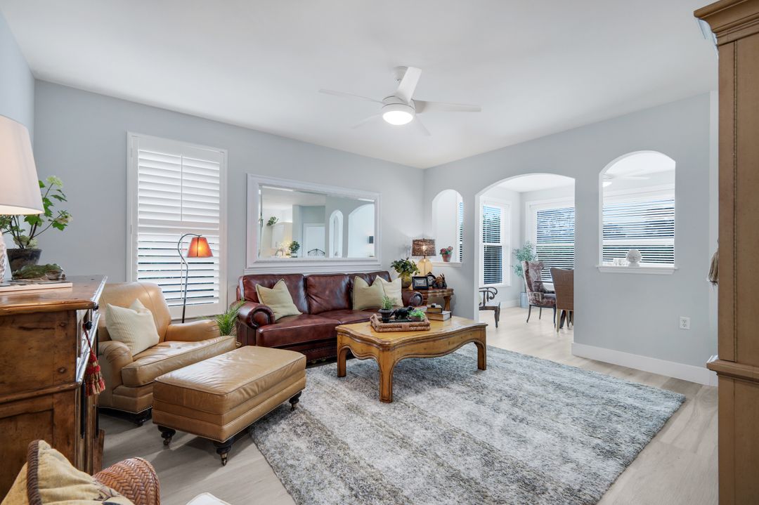 1335 Charleston Square Dr #6-101, Naples, FL 34110