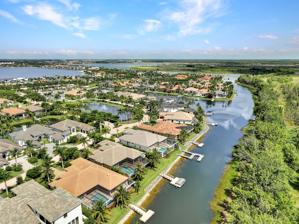 11868 Via Salerno Way, Miromar Lakes, FL 33913
