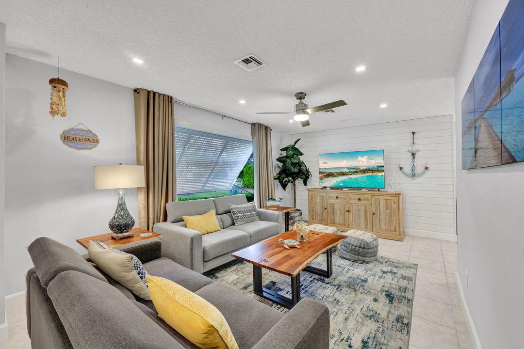 122 Palm River Blvd, Naples, FL 34110