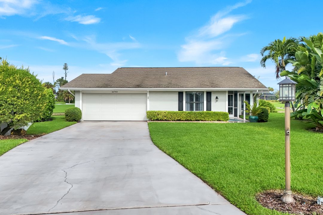 16743 Pheasant Ct SW, Fort Myers, FL 33908