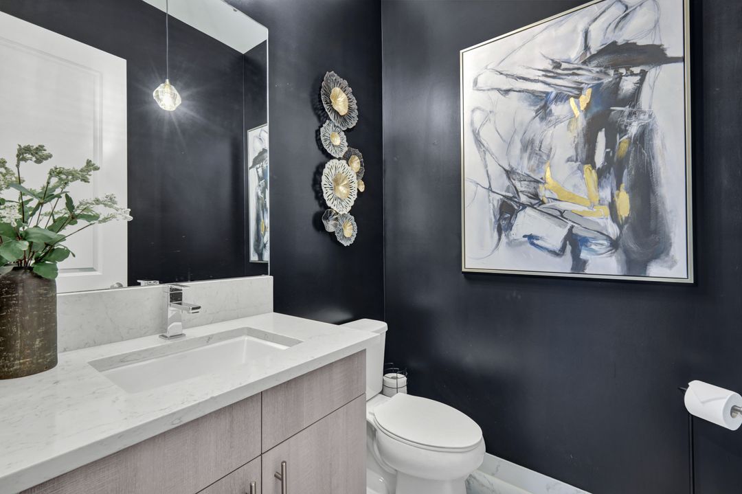 11628 Periwinkle Dr, Naples, FL 34120