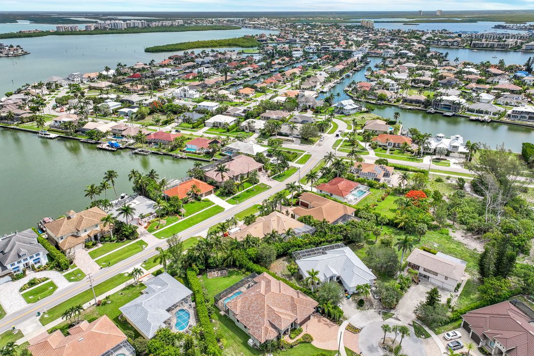 616 Somerset Ct, Marco Island, FL 34145