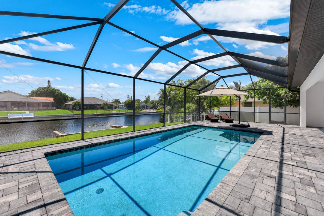2126 NE 2nd St, Cape Coral, FL 33909