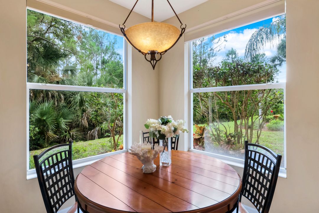 1445 Tiffany Ln #202, Naples, FL 34105