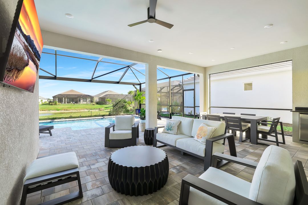 15804 Derna St, Naples, FL 34114