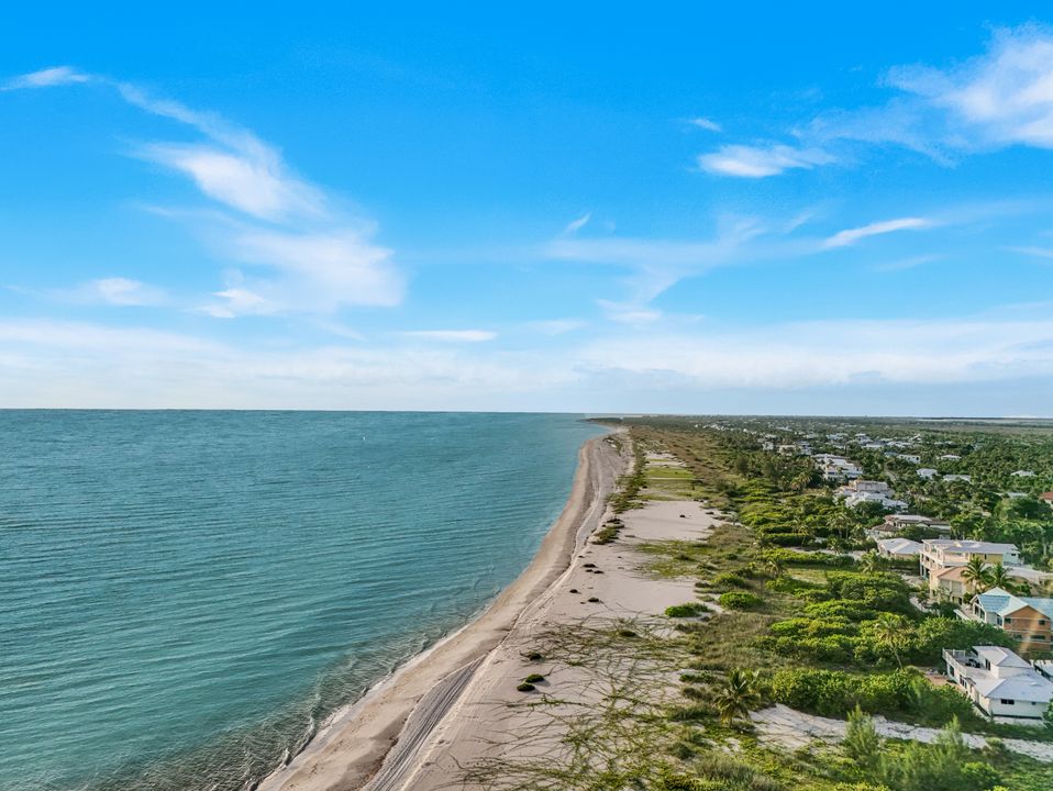 969 Fish Crow Rd, Sanibel, FL 33957