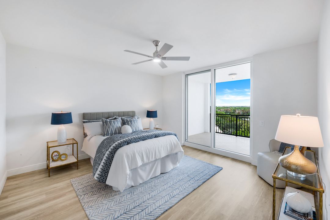 455 Cove Tower Dr #902, Naples, FL 34110