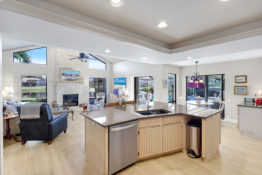 11510 Tanager Ct, Naples, FL 34119