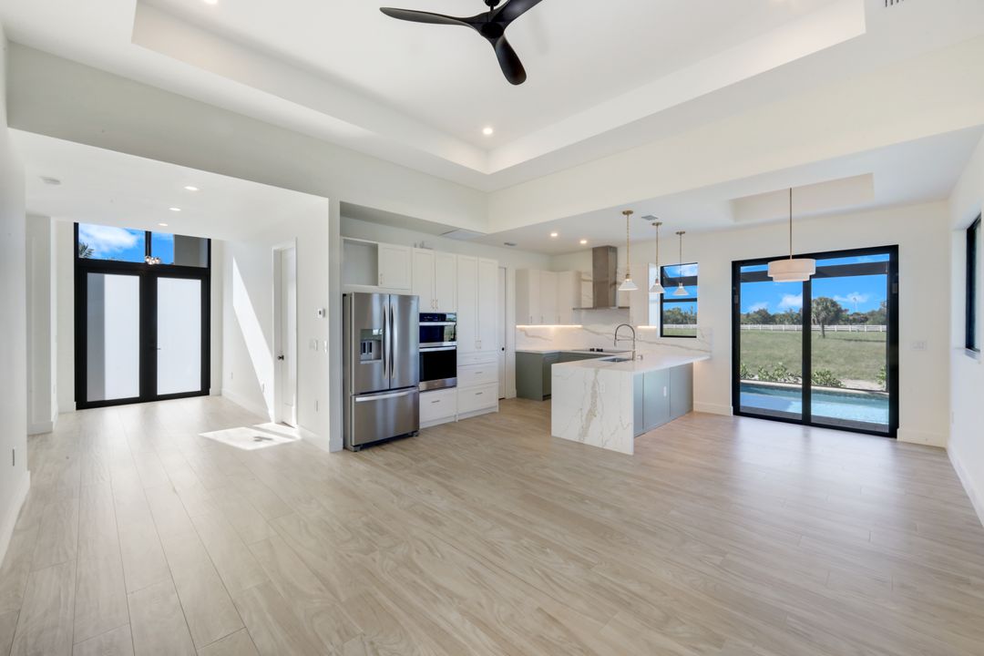 7 Sunflower Dr, Placida, FL 33946