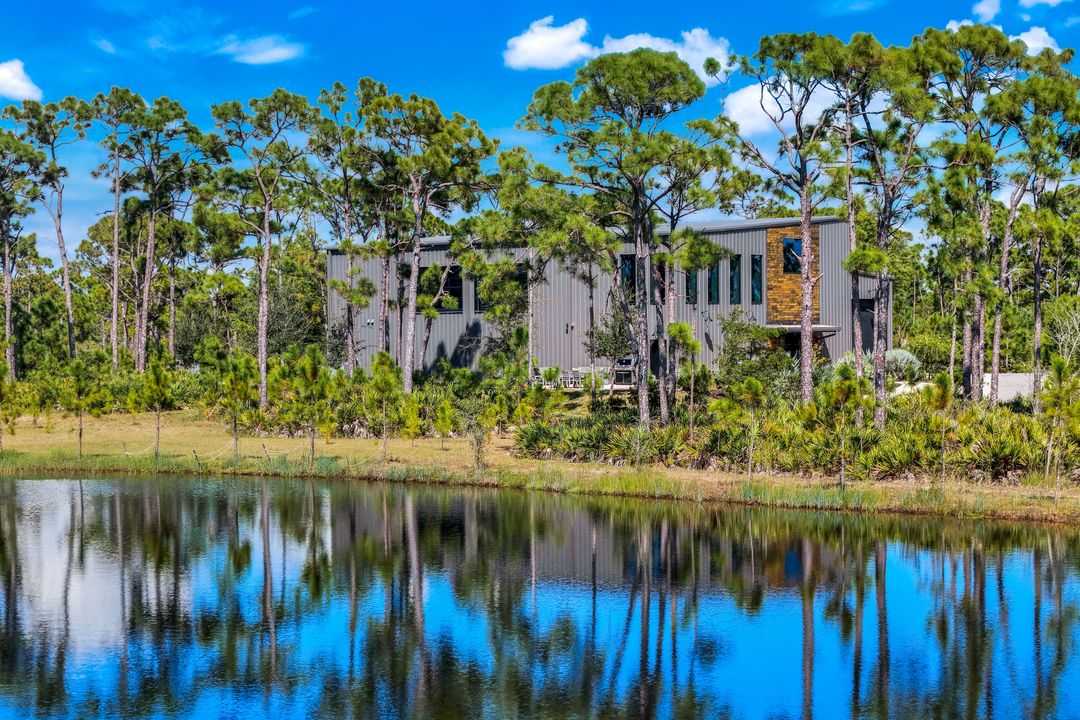 4412 Pinetree Blvd, Saint James City, FL 33956