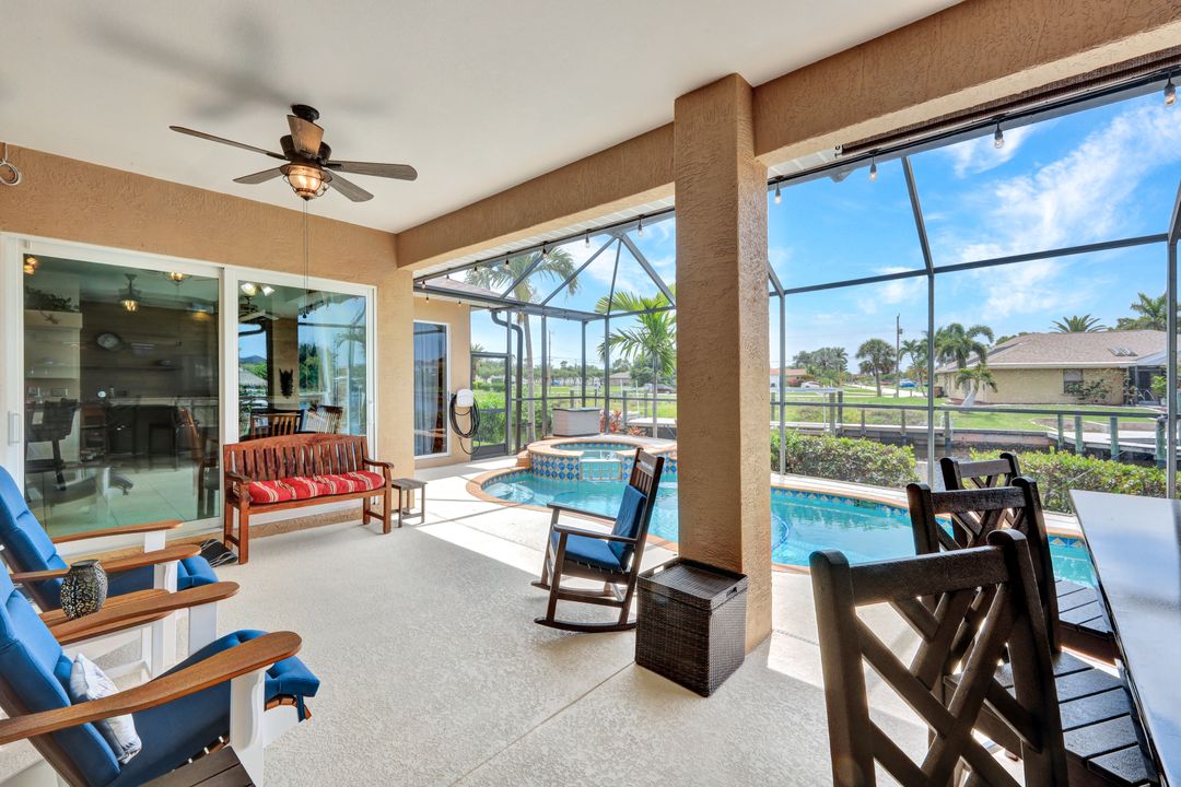2118 SE 18th Ave, Cape Coral, FL 33990