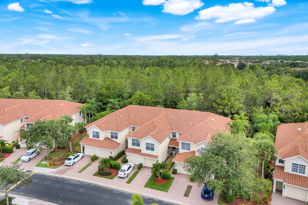 1445 Tiffany Ln #202, Naples, FL 34105