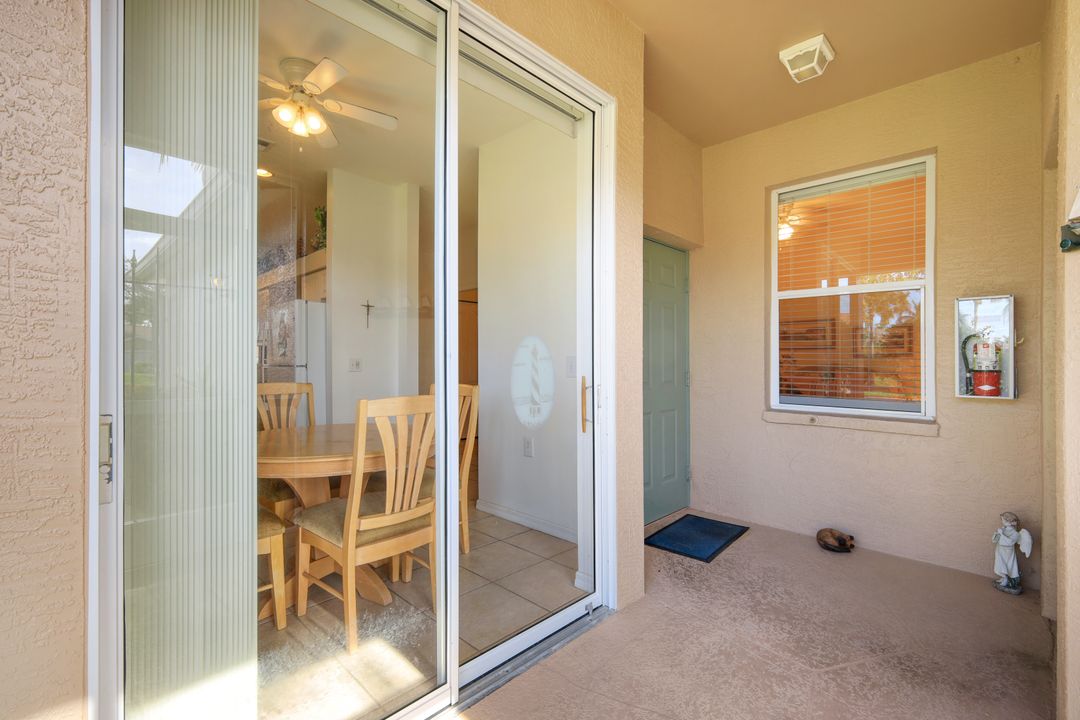 14271 Hilton Head Dr, Fort Myers, FL 33919