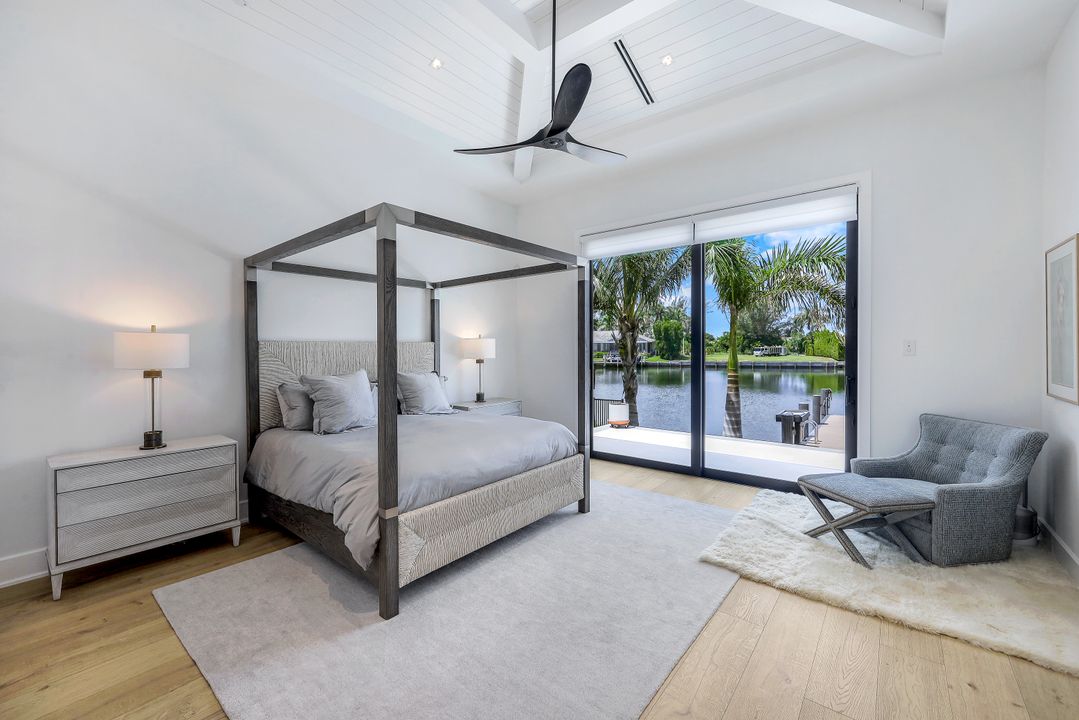 685 Cameo Ct, Marco Island, FL 34145