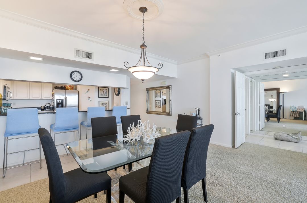 25 Bluebill Ave #1103, Naples, FL 34108