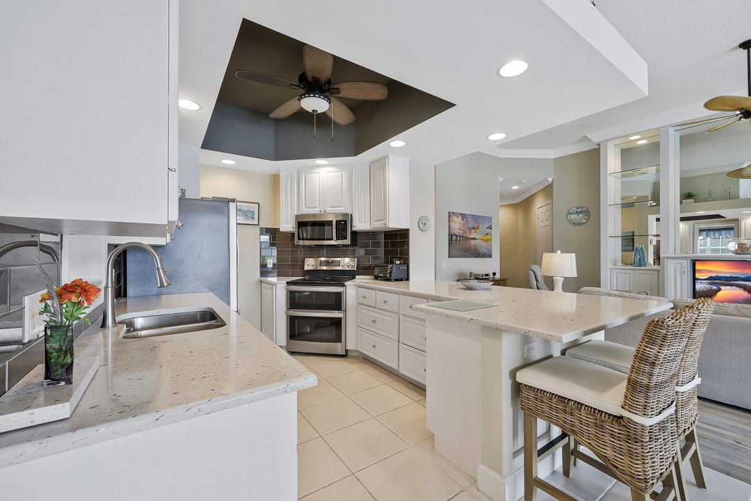 3964 Upolo Ln, Naples, FL 34119