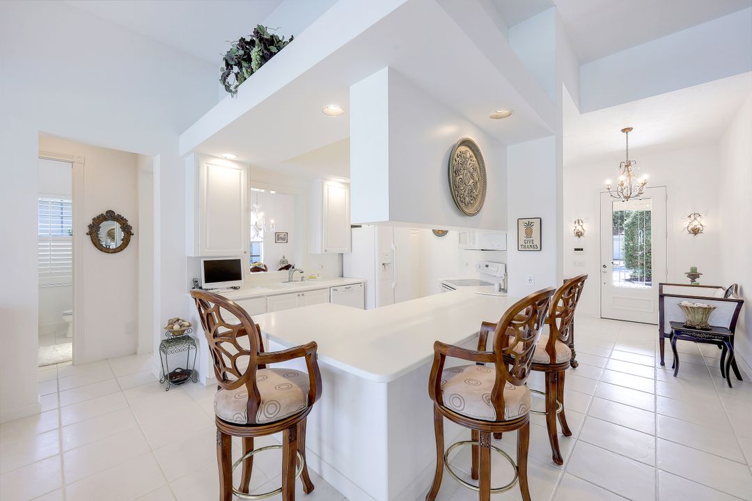 3101 Dominica Way, Naples, FL 34119