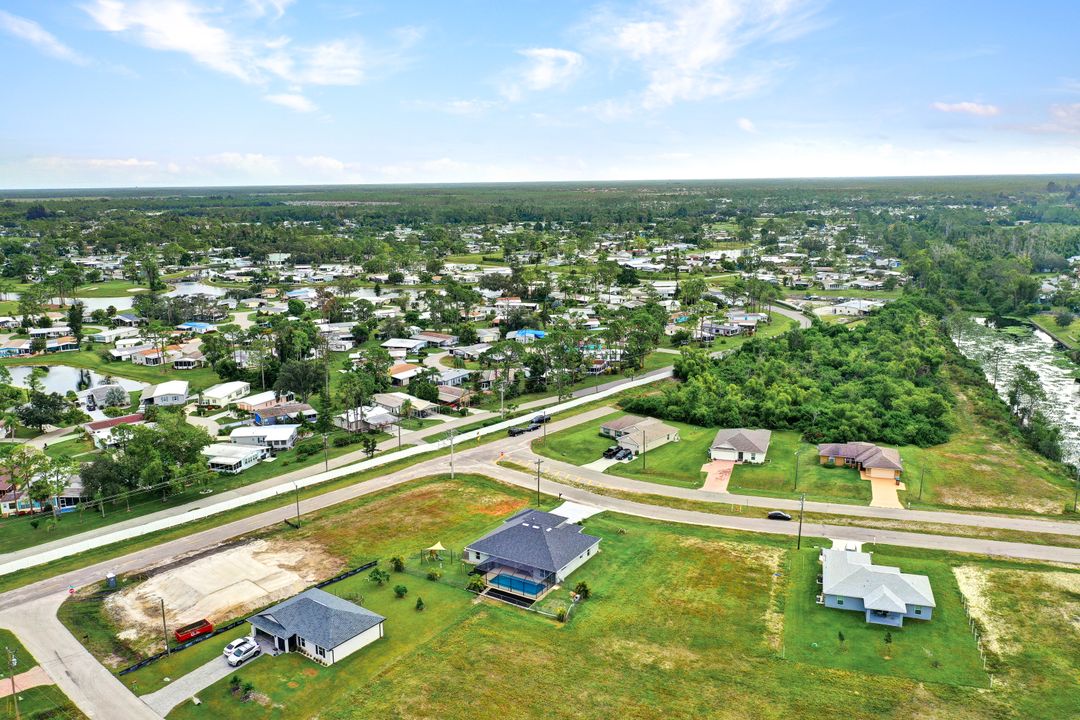 4414 Garden Blvd, Cape Coral, FL 33909