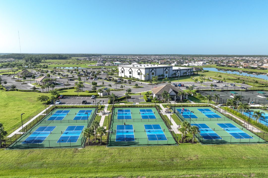 20301 Barefoot Ski Blvd, Estero, FL 33928