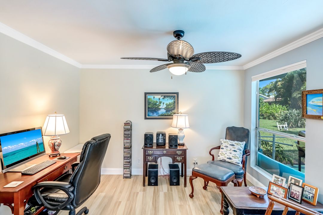 4459 Lakewood Blvd, Naples, FL 34112