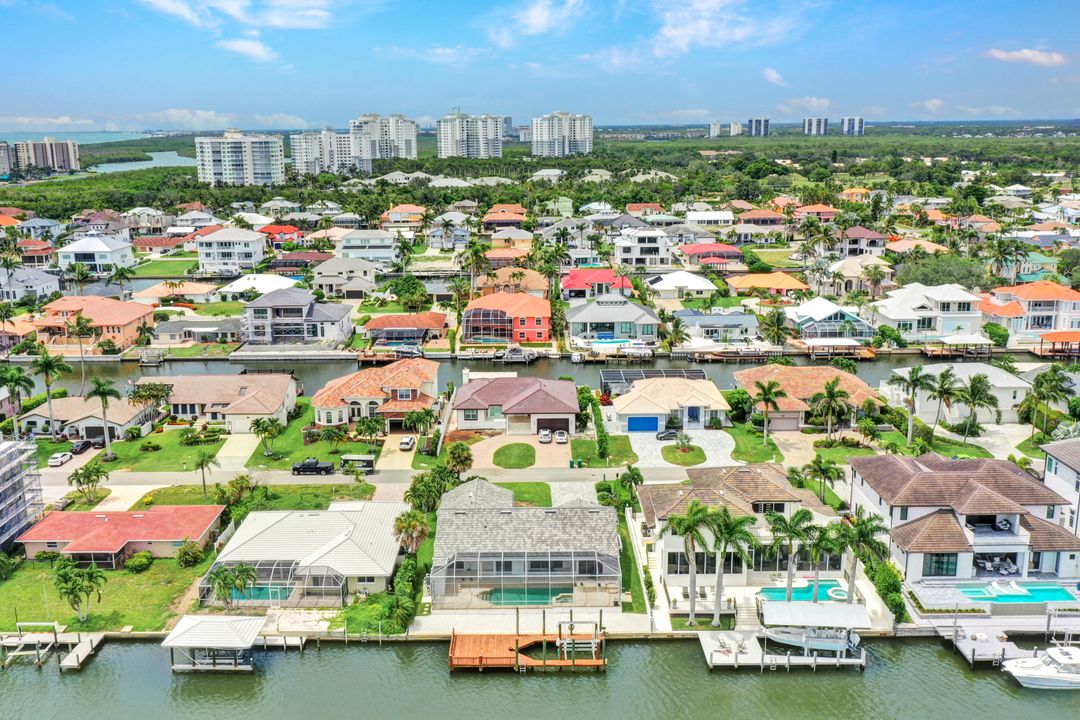 396 Conners Ave, Naples, FL 34108