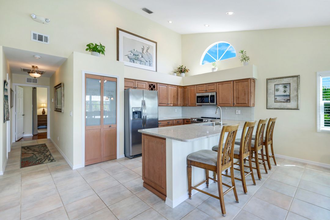 21580 Indian Bayou Dr, Fort Myers Beach, FL 33931