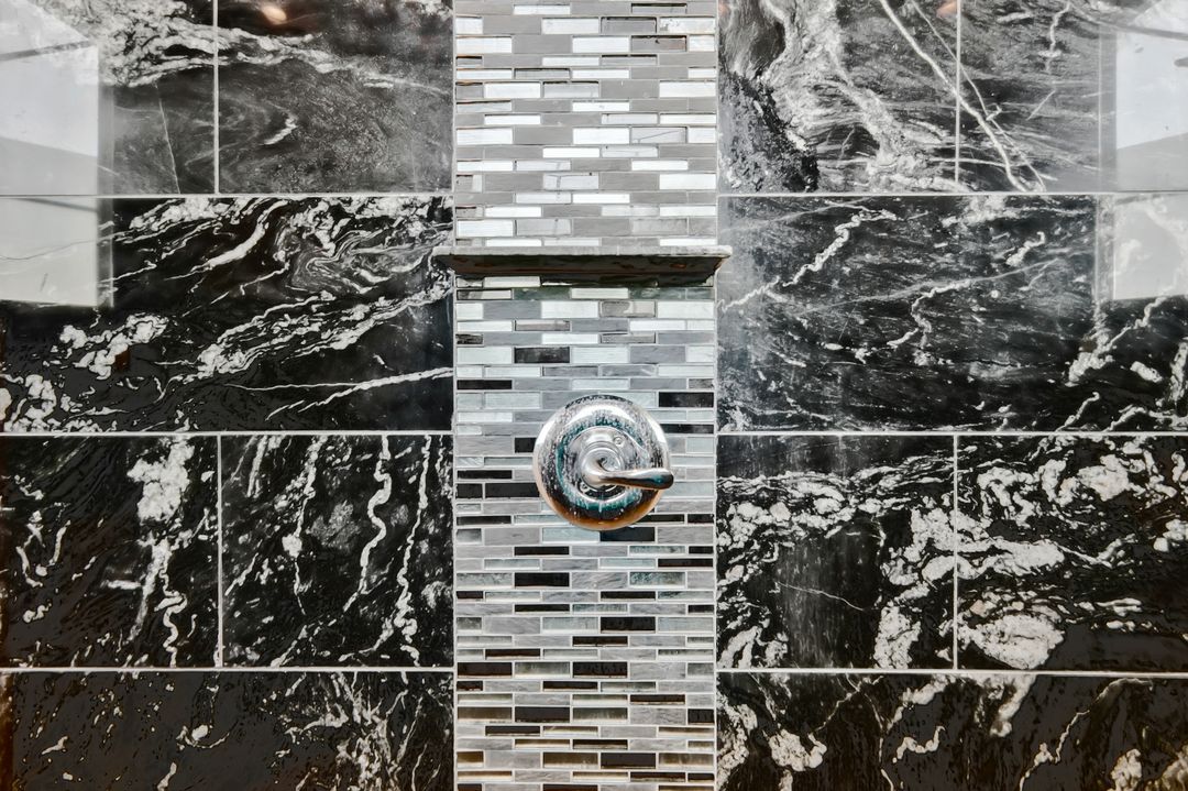 4909 Seville Ct, Cape Coral, FL 33904