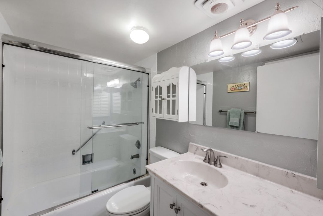 6102 Augusta Dr #307, Fort Myers, FL 33907