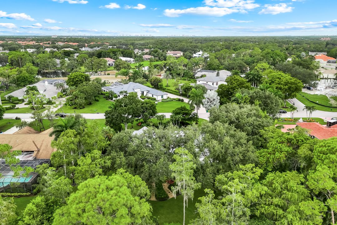 13024 Valewood Dr, Naples, FL 34119