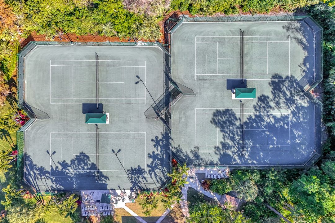 105 Wilderness Dr #107, Naples, FL 34105