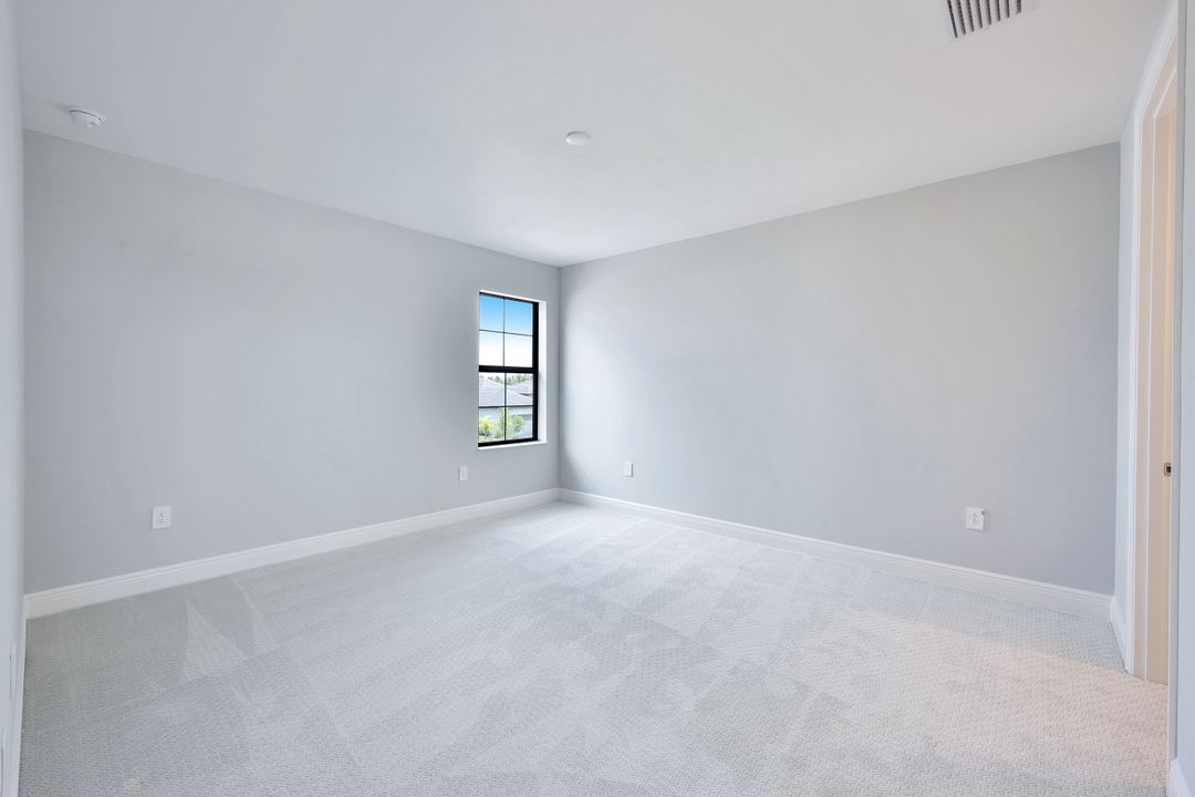 3995 Pegasus Wy, Naples, FL 34120