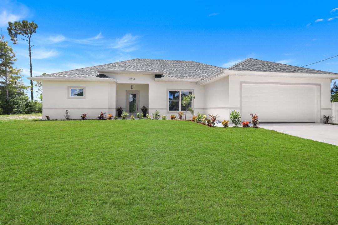 2018 NE 33rd Ln, Cape Coral, FL 33909