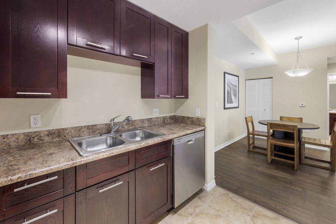 6620 SW 57th Ave #A203, South Miami, FL 33143