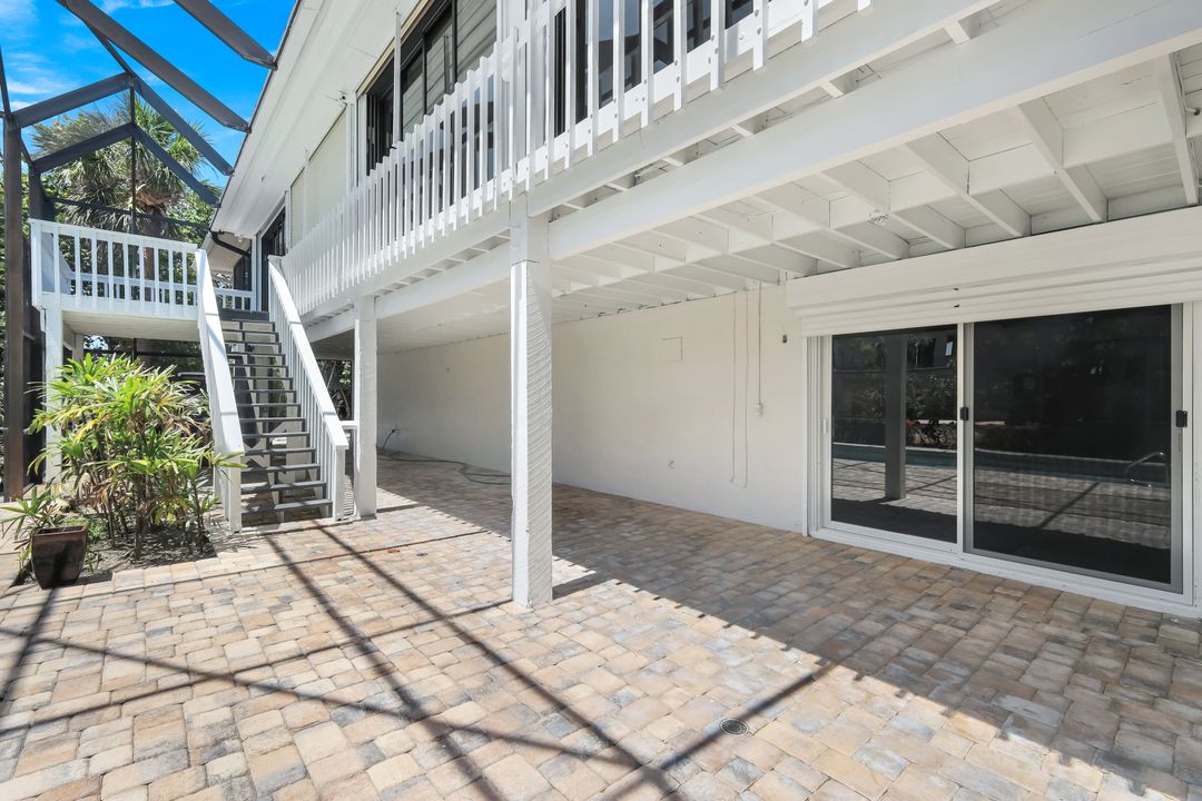 1043 Blue Heron Dr, Sanibel, FL 33957