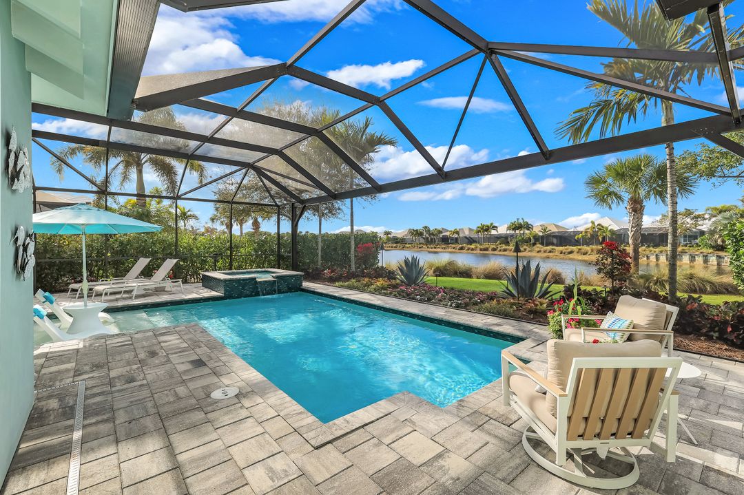 5715 Clarendon Dr, Naples, FL 34113