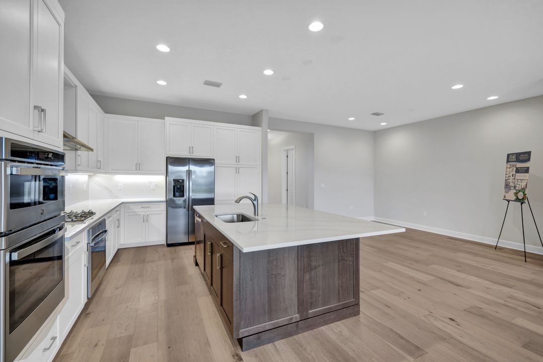 12704 Caballo Ct, Estero, FL 33928