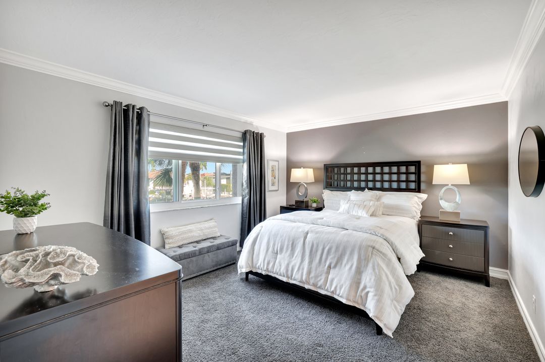 889 Collier Ct #203, Marco Island, FL 34145