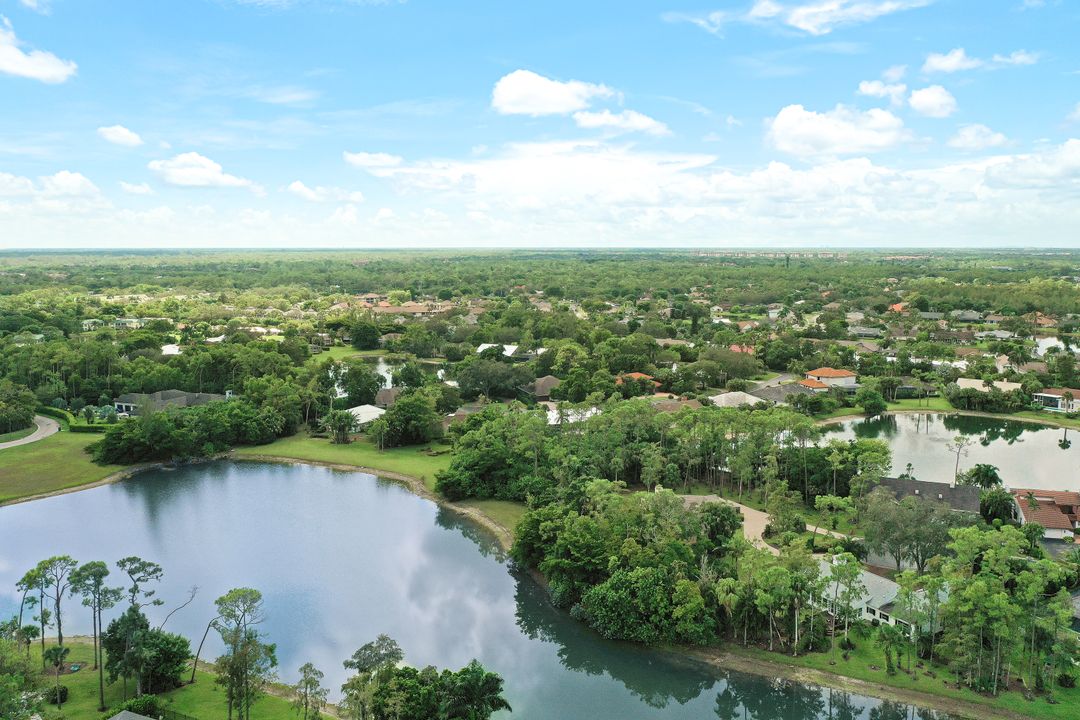 861 Swallow Point, Naples, FL 34105