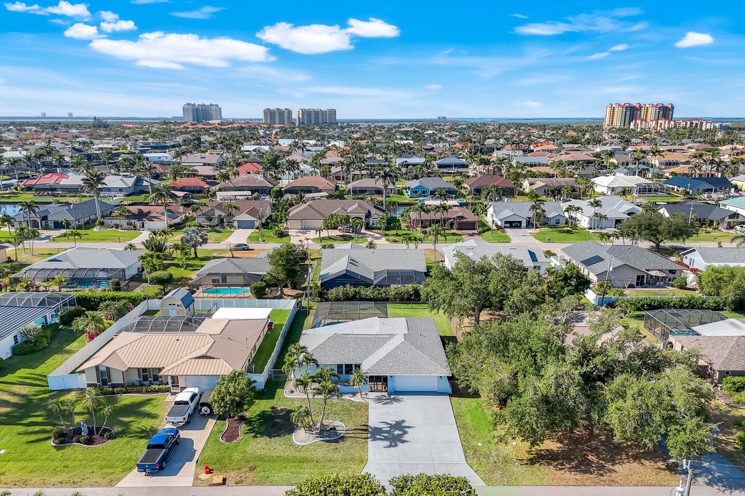 1416 SW 52nd Terrace, Cape Coral, FL 33914