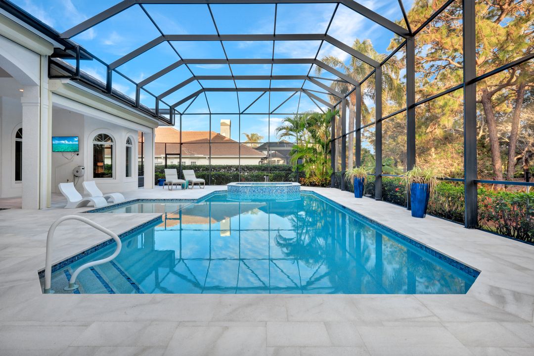 253 Cheshire Way, Naples, FL 34110