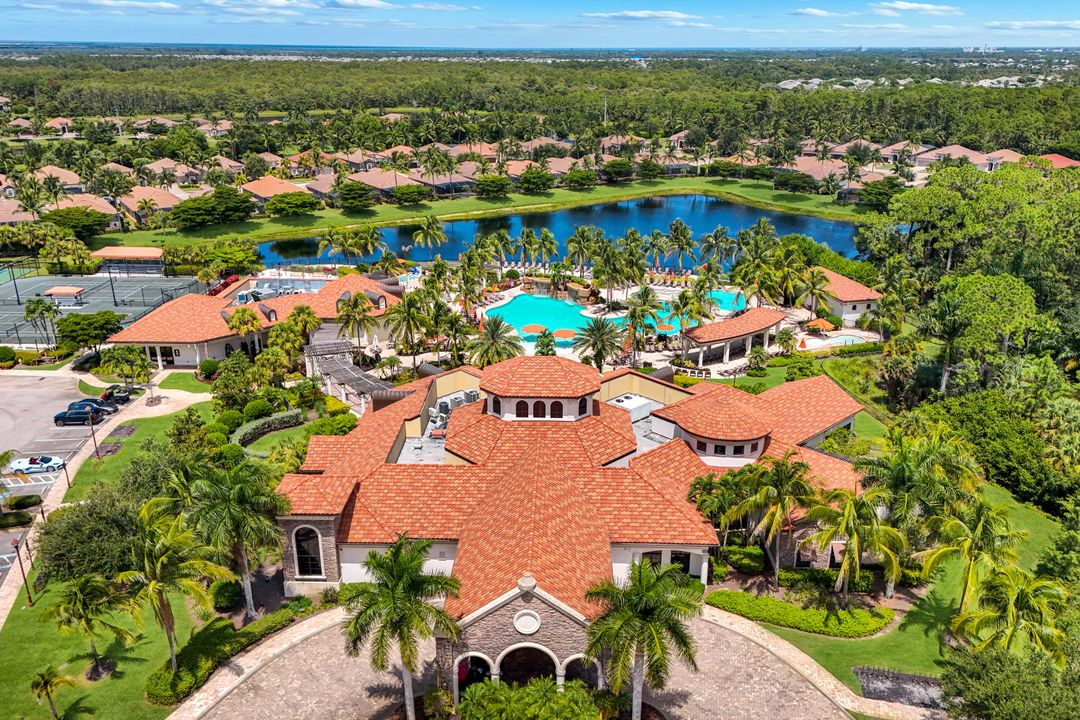 9461 Napoli Ln, Naples, FL 34113